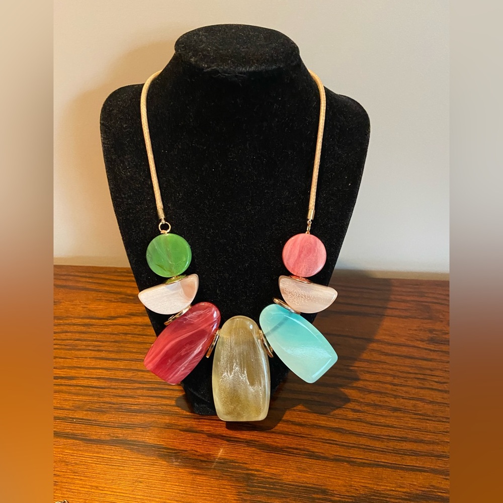 Fashion necklace